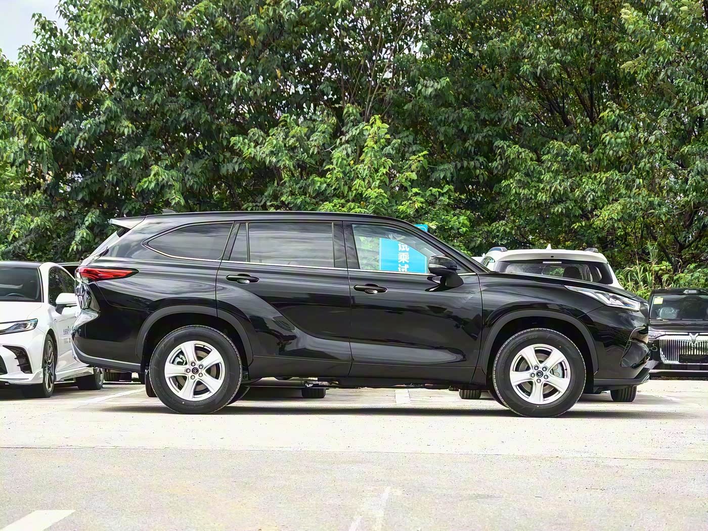 2025 Toyota Highlander